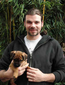 Q_mit Herrchen1.jpg (145371 Byte)